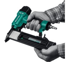 KRAFTOOL F18/50, пневматический нейлер для гвоздей 18Ga тип 300 (15-50 мм), (31961)