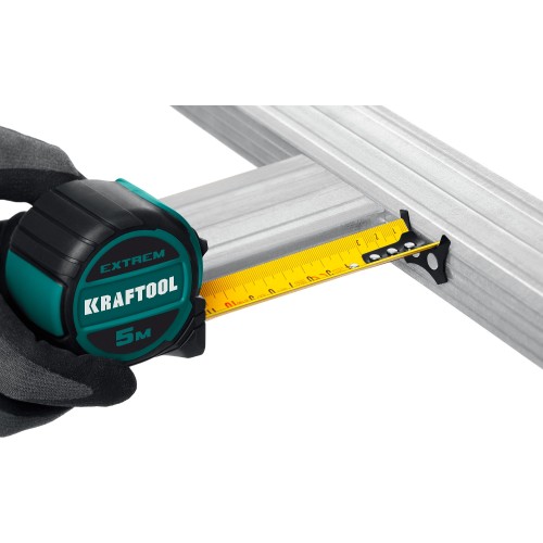 KRAFTOOL Extrem, 5 м х 32 мм, рулетка со сверх широким полотном (34127-5) KRAFTOOL Extrem, 5 м х 32 мм, рулетка со сверх широким полотном (34127-5)