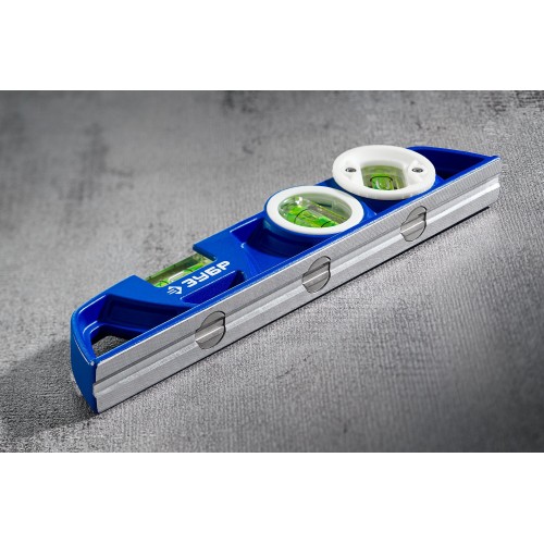 ЗУБР ЛИТОЙ 250 мм, магнитный уровень (34583)