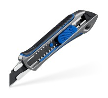 ЗУБР Титан-А, 18 мм, металлический обрезиненный нож с автостопом, Профессионал (09171)