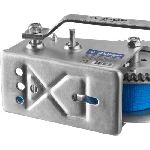 ЗУБР 1.1 т, 10 м, ручная барабанная тяговая ленточная лебедка, Профессионал (43115-1.1)